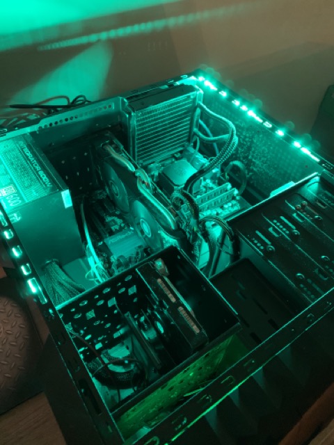 Computer with green back light